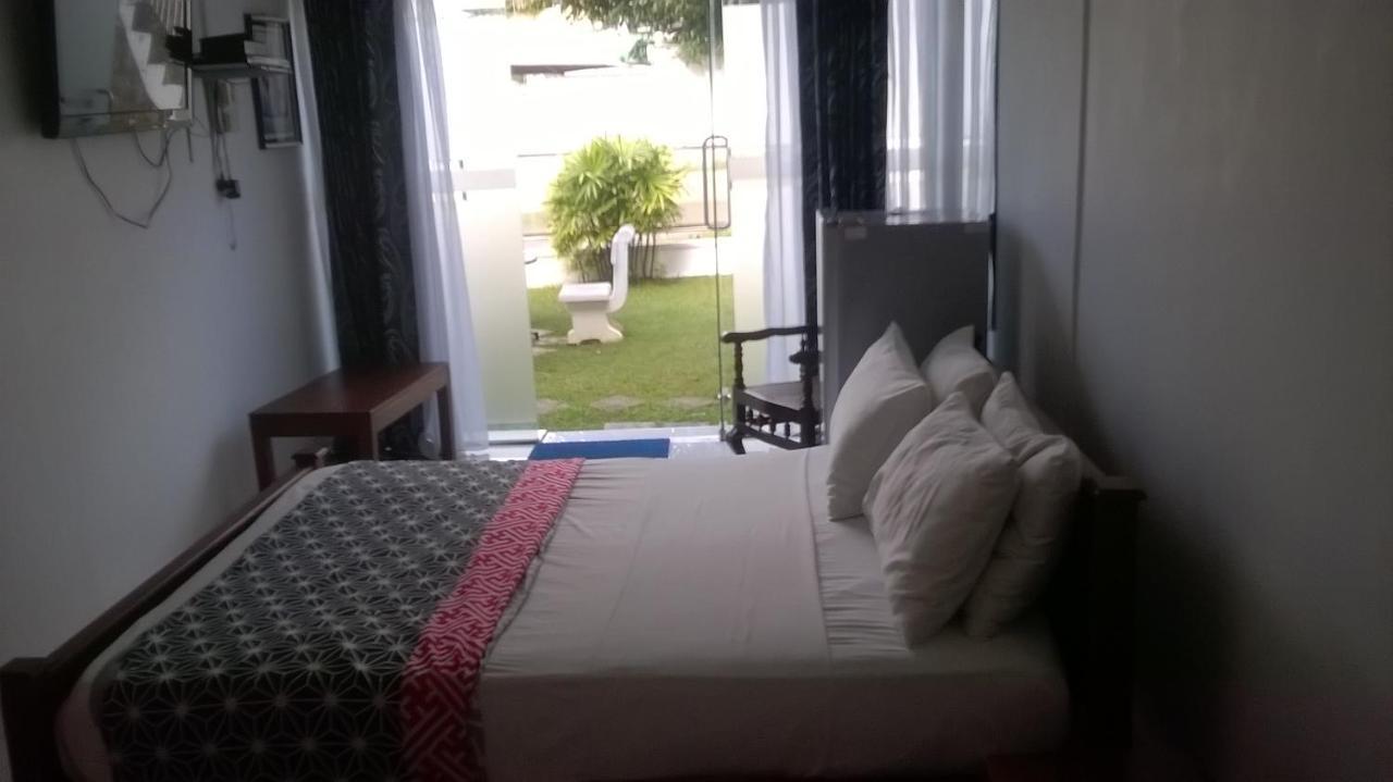 Anna Shanthi Villa Kandy Exterior photo