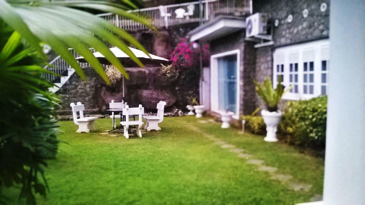 Anna Shanthi Villa Kandy Exterior photo